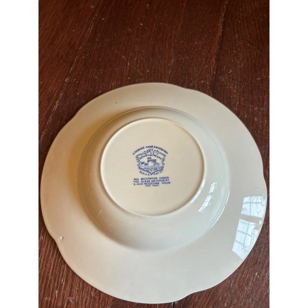 Johnson Brothers WindsorWare Blue White Floral Rimmed Soup Bowl England 8 inch
